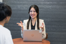 人材紹介事業（AB Career Associates）